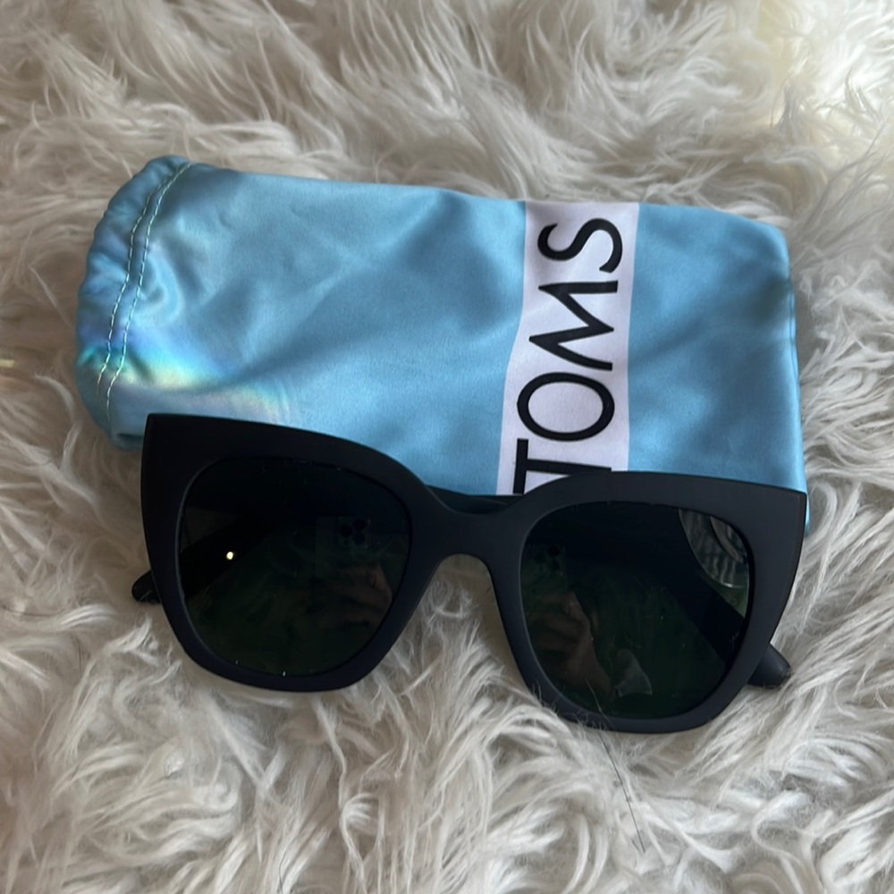 Toms sunglasses